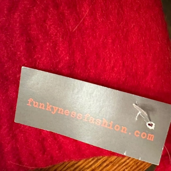 NWT- Funkyness By Morgan Painter Felt  Wool Red Purse Shoulder Bag Lined boho - Picture 5 of 8